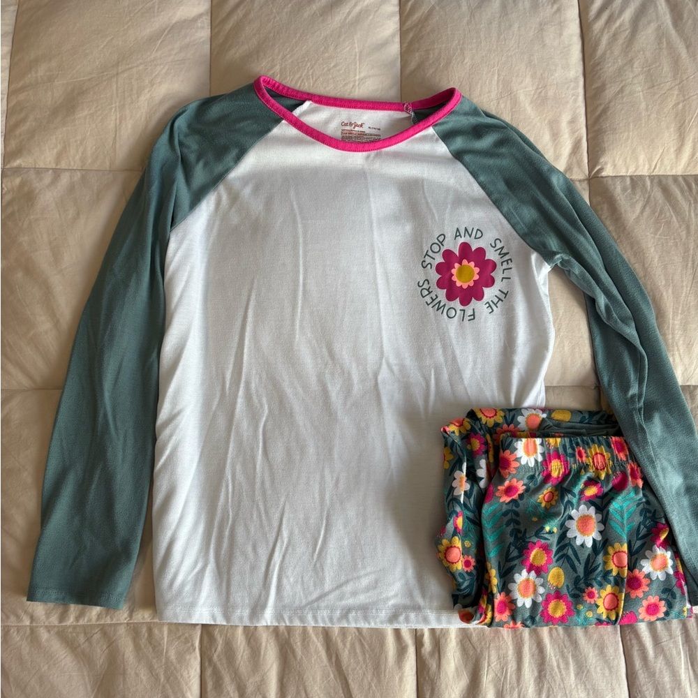 Cat & Jack Girls Pajama Set